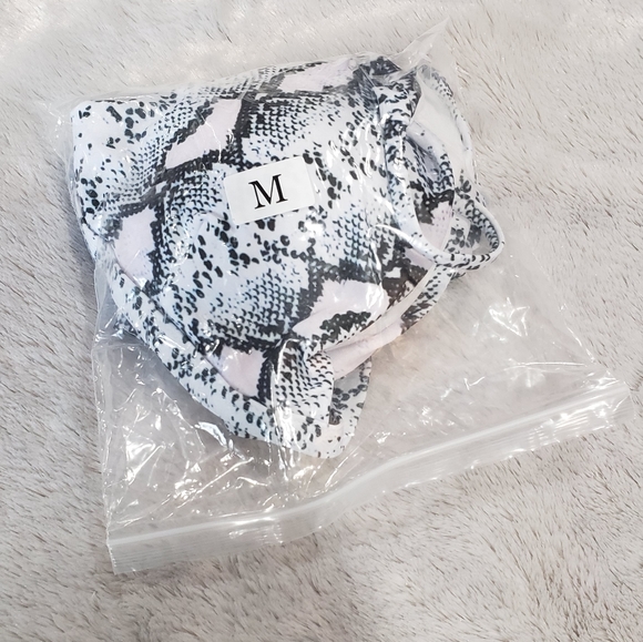 High waisted snake skin bikini - Picture 6 of 7